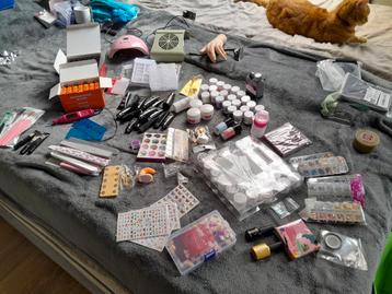 Beginnerset gelnagels/acrylnagels  beschikbaar voor biedingen