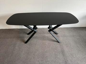 Deens ovale eettafel Fenix Nero Ingo 180x90 beschikbaar voor biedingen