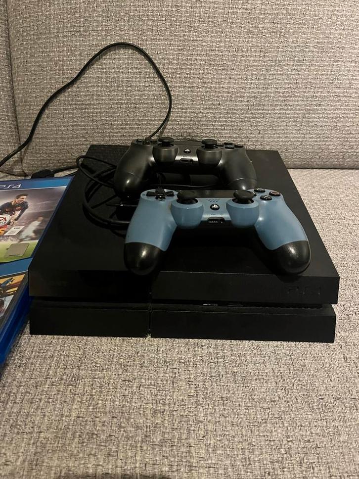 PlayStation 4 Slim + 5 Games, Spelcomputers en Games, Spelcomputers | Sony PlayStation 4, Gebruikt, Slim, 500 GB, Met 1 controller