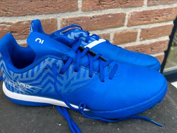 Kipstra sportschoenen kleine kunstgras noppen maat 38 beschikbaar voor biedingen