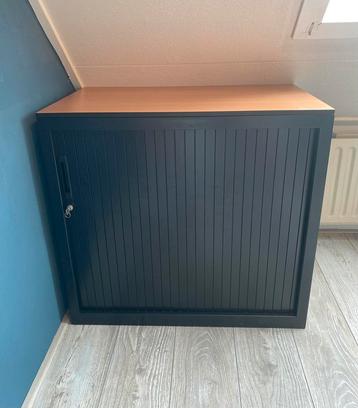 Metalen roldeurkast met slot - archiefkast - L80/D45/H75 beschikbaar voor biedingen