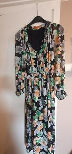 Mint & Berry Bloemenjurk Maat M, Kleding | Dames, Maat 38/40 (M), Zwart, Ophalen of Verzenden, Zo goed als nieuw