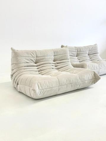Wit & taupe / beige Ligne Roset Togo 2-zit bank beschikbaar voor biedingen
