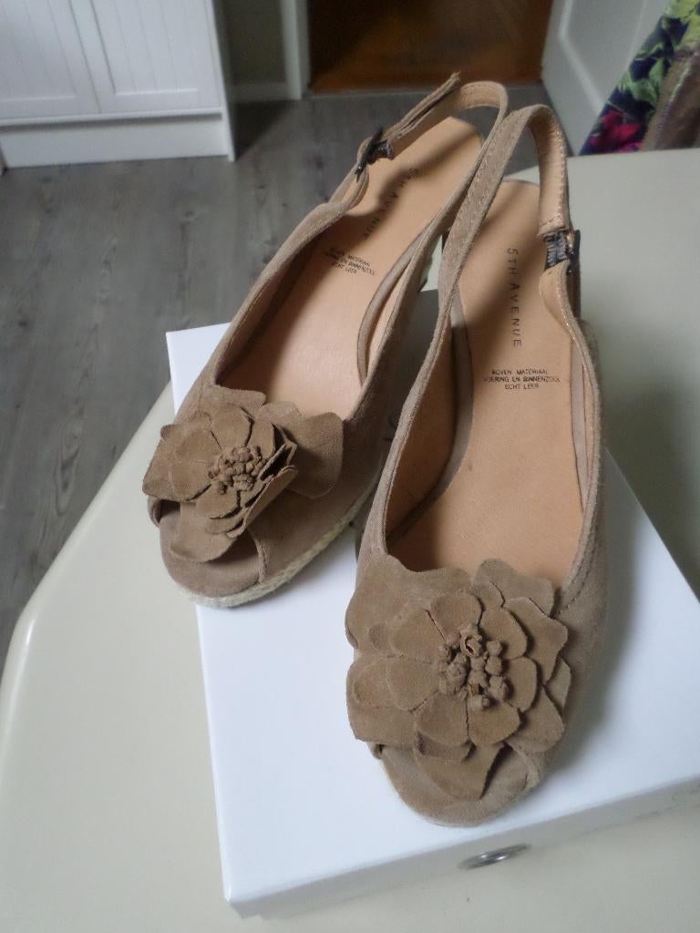 nieuwe sleehakken, Beige, Nieuw, 5th Avenue, Sandalen of Muiltjes