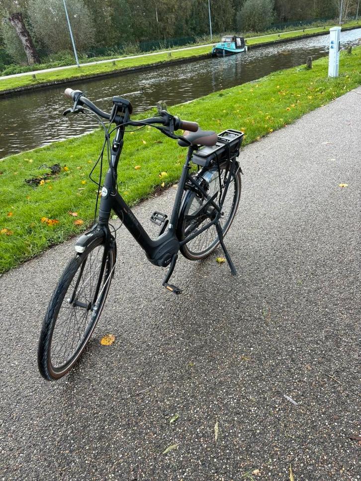 Gazelle grenoble c8 zgan, Fietsen en Brommers, Elektrische fietsen, Zo goed als nieuw, Gazelle, 51 tot 55 cm, 50 km per accu of meer
