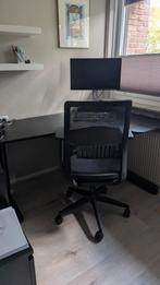 Mooi afgerond in hoogte verstelbaar hoekbureau, Huis en Inrichting, Bureaus, Ophalen, In hoogte verstelbaar, Zo goed als nieuw