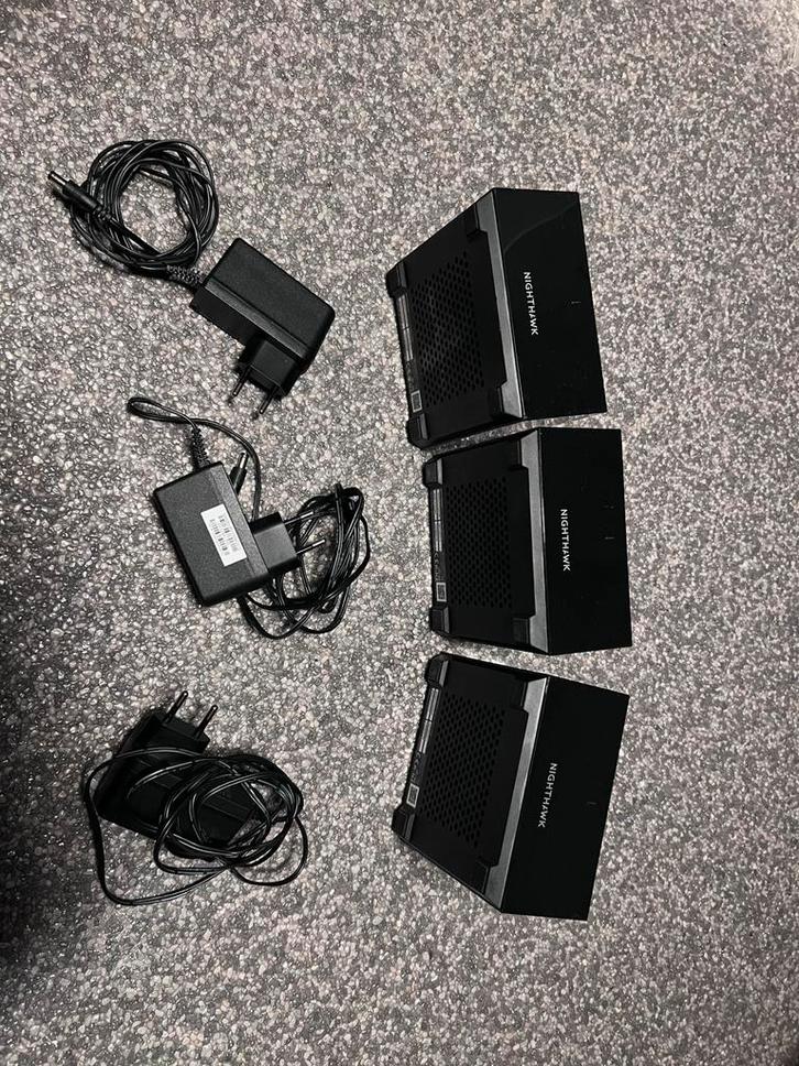 Netgear MR60 Nighthawk Mesh WiFi Systeem, Computers en Software, Routers en Modems, Gebruikt, Router, Ophalen of Verzenden