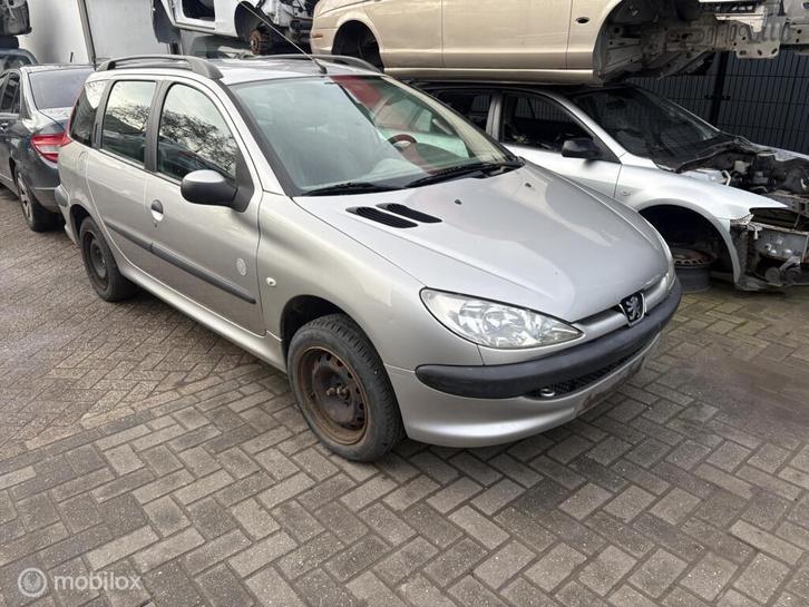 Onderdelen Peugeot 206 SW 1.4 X-line, Auto-onderdelen, Carrosserie en Plaatwerk, Peugeot, Gebruikt