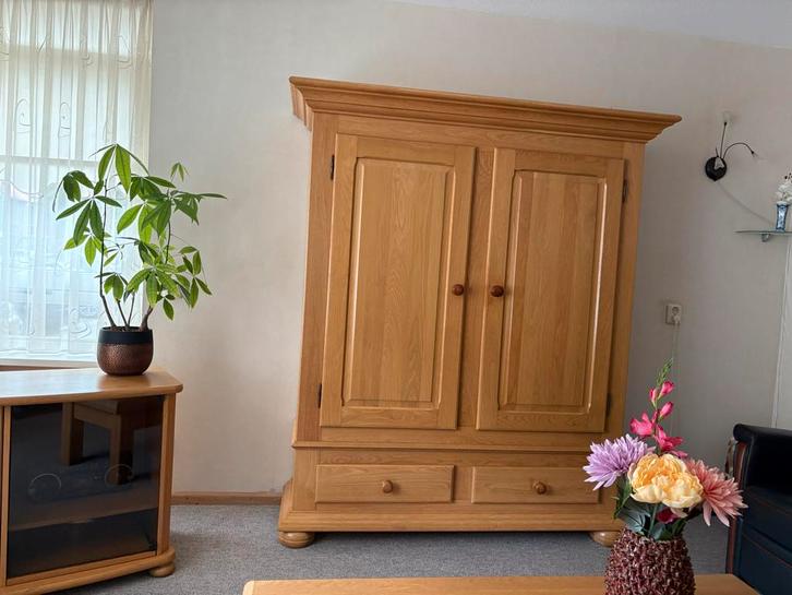 Mooie 2-deurs Broodkast, Huis en Inrichting, Kasten | Kledingkasten, Gebruikt, 150 tot 200 cm, 100 tot 150 cm, 50 tot 75 cm, Met deur(en)
