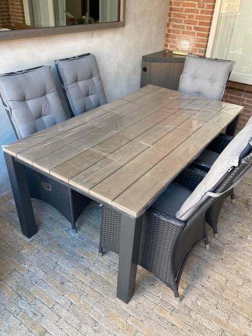 Mooie tuinset met 6 stoelen 6e aanwezig niet op de foto, Tuin en Terras, Tuinsets en Loungesets, Zo goed als nieuw, Kunststof
