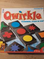 Qwirkle Bordspel - Combineer, Scoor en Win!, Hobby en Vrije tijd, Gezelschapsspellen | Bordspellen, Een of twee spelers, Ophalen of Verzenden