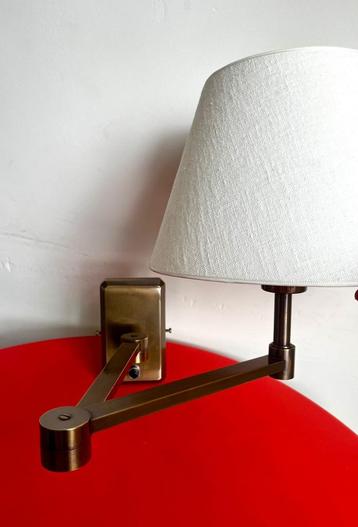 Wandlamp met stofkap en aan/uit knop (25X) beschikbaar voor biedingen