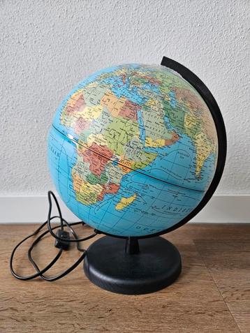 Grote wereldbol globe met verlichting 25 cm Terra  beschikbaar voor biedingen