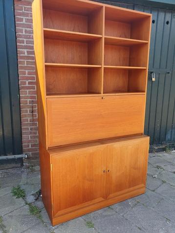 Vintage wandkast/secretaire beschikbaar voor biedingen