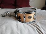 Tama maple snare 10 inch +standhouder, Muziek en Instrumenten, Drumstellen en Slagwerk, Ophalen of Verzenden, Zo goed als nieuw