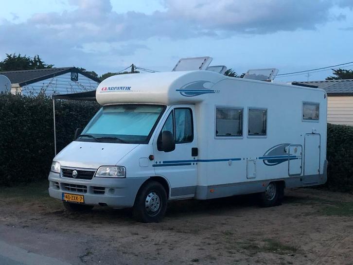 Adriatik camper 2005 lengte bedden, Caravans en Kamperen, Campers, Particulier, Buscamper of Camperbus, Fietsendrager, Ophalen