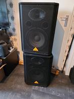 behringer eurolive vs1220, Gebruikt, 120 watt of meer, Front, Rear of Stereo speakers, Ophalen