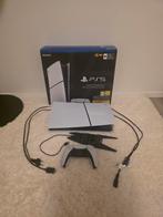 PS5 Digital Edition met Controller, Oplaadstation & Kabels, Spelcomputers en Games, Spelcomputers | Sony PlayStation 5, Ophalen of Verzenden