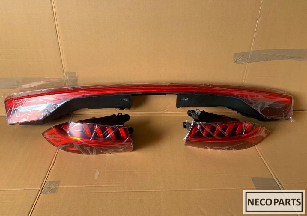 Audi A7 achterlicht L+R en achterkleplicht, Auto-onderdelen, Gebruikt, -, -, -