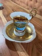 Vintage kopjes en schotels –unieke verzameling van oma 55/58, Ophalen