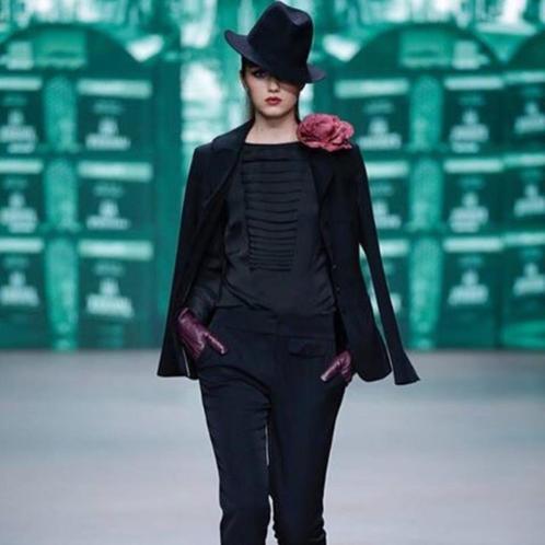 Duurzame mode pak van Monique Collignon zwart, NIEUW, Kleding | Dames, Jasjes, Kostuums en Pakken, Nieuw, Kostuum of Pak, Maat 38/40 (M)