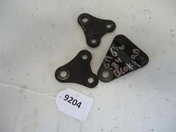 GR650 1983 - 1989 Suzuki Beugel Beugel motorblok D1-11683 beschikbaar voor biedingen