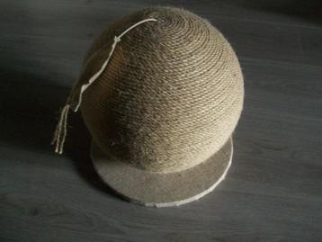 een KATTENKRABBAL nog helemaal nieuw beschikbaar voor biedingen