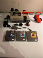 nintendo nes met zapper met spellen, Avontuur en Actie, 1 speler, Ophalen of Verzenden, Zo goed als nieuw