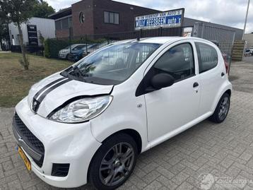 Peugeot 107 1.0-12V XR LICHTE SCHADE BOUWJAAR 2011 66000 KM  beschikbaar voor biedingen