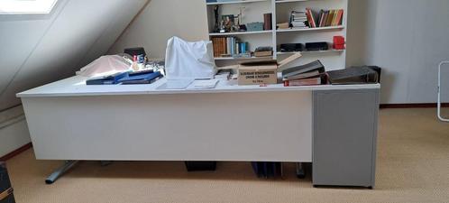 heel mooi groot bureau z.g.a.n, Huis en Inrichting, Overige Huis en Inrichting, Zo goed als nieuw, Ophalen