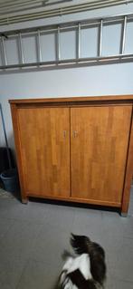 Kersenhouten kast met schuifdeuren, Gebruikt, 100 tot 150 cm, 100 tot 150 cm, Meerdere deuren