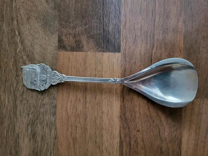 Verzilverd suikerlepeltje Gustav Brieglebhuis, Antiek en Kunst, Antiek | Bestek, Ophalen of Verzenden