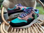 Nike Air Max 1 “Have A Nike Day” 44, Kleding | Heren, Schoenen, Ophalen of Verzenden, Zo goed als nieuw, Overige kleuren