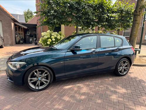 BMW 1-Serie 116I  URBAN 136pk 5DR 2011, Auto's, BMW, Particulier, 1-Serie, Benzine, A, Hatchback, Handgeschakeld, Origineel Nederlands