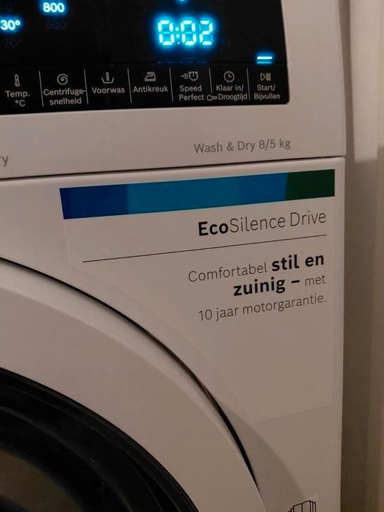 Bosch wasmachine/droger. 1 jaar en 4 maanden oud, Witgoed en Apparatuur, Wasmachines, Zo goed als nieuw, 6 tot 8 kg, Minder dan 85 cm