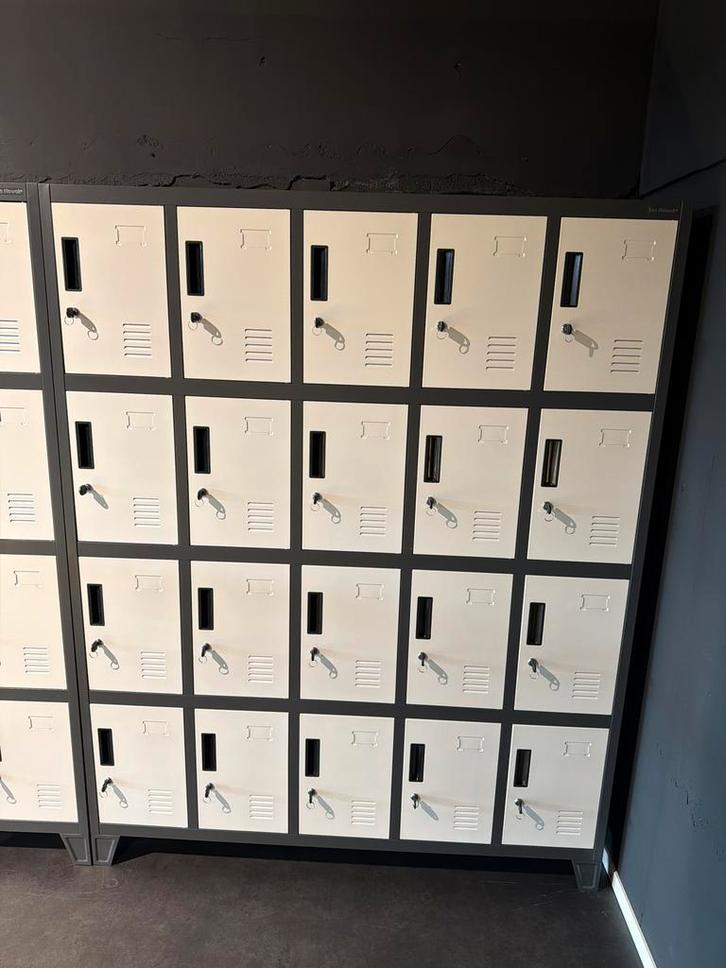 Jan Nowak Robert kluisjes met sleutels, Huis en Inrichting, Kasten | Lockerkasten, Nieuw, Ophalen of Verzenden