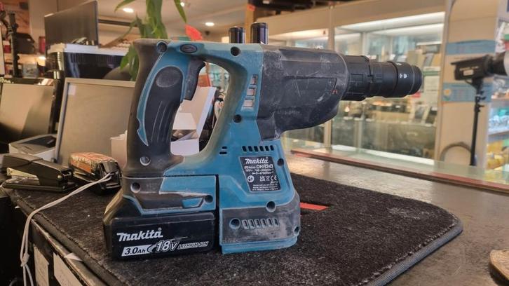 Makita Boorhamer  dhr 243, Doe-het-zelf en Verbouw, Gereedschap | Boormachines, Gebruikt, Boor- en/of Breekhamer, 600 watt of meer