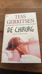 De Chirurg - Tess Gerritsen, Ophalen of Verzenden, Zo goed als nieuw