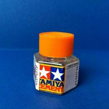 tamiya 87012 Tamiya Cement (Plasticlijm) 20ml met kwast beschikbaar voor biedingen