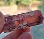 ZELDZAME TOERMALIJN, RUSLAND (34 g), Ophalen of Verzenden, Mineraal