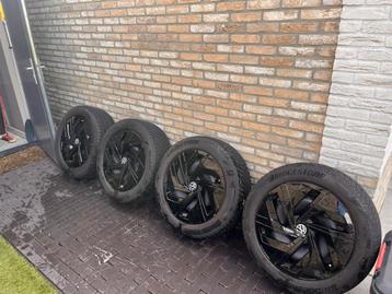 Breedset Velgen met Winterbanden 19 inch beschikbaar voor biedingen