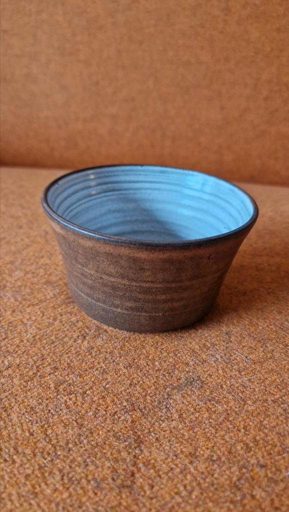 Lucie Q Bakker bakjes bruin (diameter 9,5cm), Antiek en Kunst, Antiek | Keramiek en Aardewerk, Ophalen of Verzenden