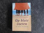 elin hilderbrand op blote voeten drie vrouwen drie geheimen, Ophalen of Verzenden, Zo goed als nieuw