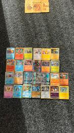 Diverse pokemon kaarten met 14 hoesjes, Ophalen, Zo goed als nieuw, Meerdere kaarten