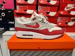 Nike air max 1 anniversary red, Kleding | Heren, Schoenen, Ophalen of Verzenden, Zo goed als nieuw, Overige kleuren