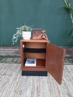 Art Deco nachtkastje antiek kastje Amsterdamse school jr 20, BlijeSpullen.nl, Minder dan 45 cm, 55 tot 70 cm, Zo goed als nieuw