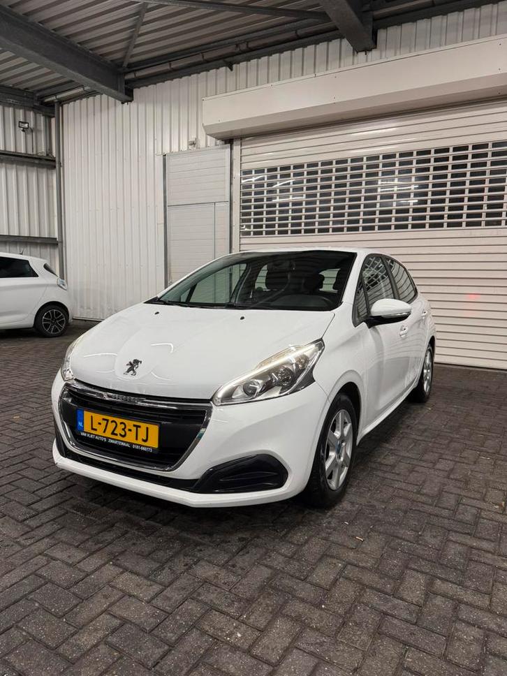 Peugeot 208 1.2 PureTech |Cruise |Camera |Bluetooth|Automaat, Auto's, Peugeot, Particulier, ABS, Achteruitrijcamera, Airbags, Airconditioning