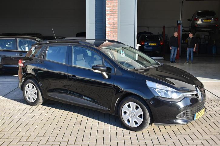 Renault Clio Estate 1.5 dCi ECO Expression (bj 2015), Auto's, Renault, Te koop, Clio, ABS, Airbags, Airconditioning, Alarm, Bluetooth