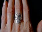Zilveren 925 zilver ring fantasiefiguur in maat 17.5 of 18, Verzenden, Nieuw, 17 tot 18, Dame