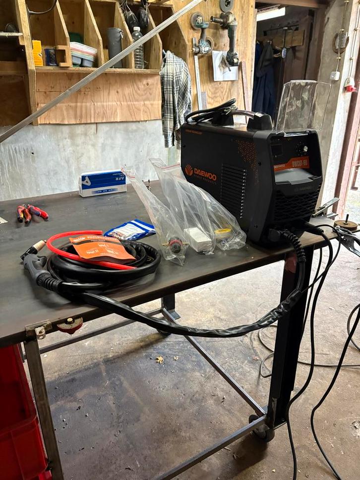 Daewoo Cut 60 Plasmasnijder - Nieuwstaat!, Doe-het-zelf en Verbouw, Gereedschap | Lasapparaten, Zo goed als nieuw, Inverter, Minder dan 150 ampère